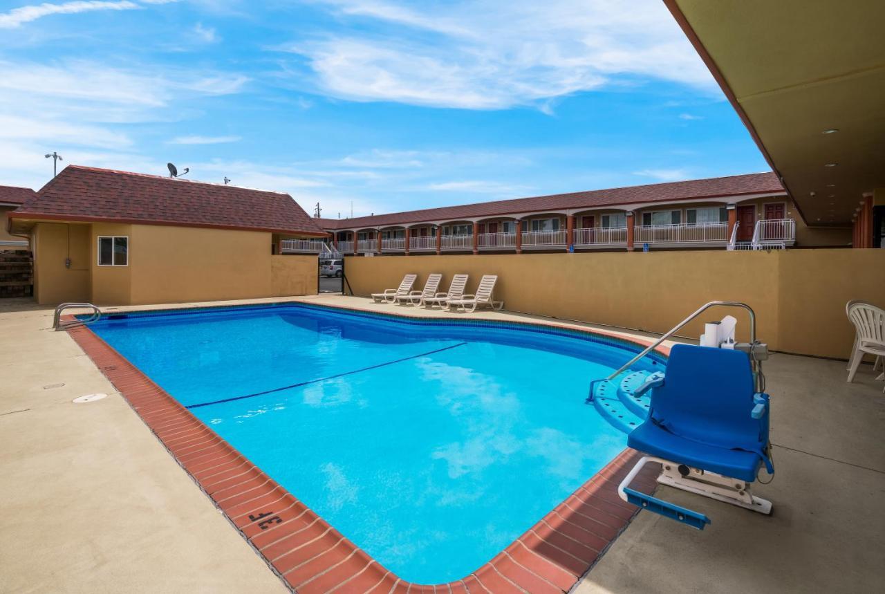 Quality Inn Fairfield Napa Valley Area מראה חיצוני תמונה
